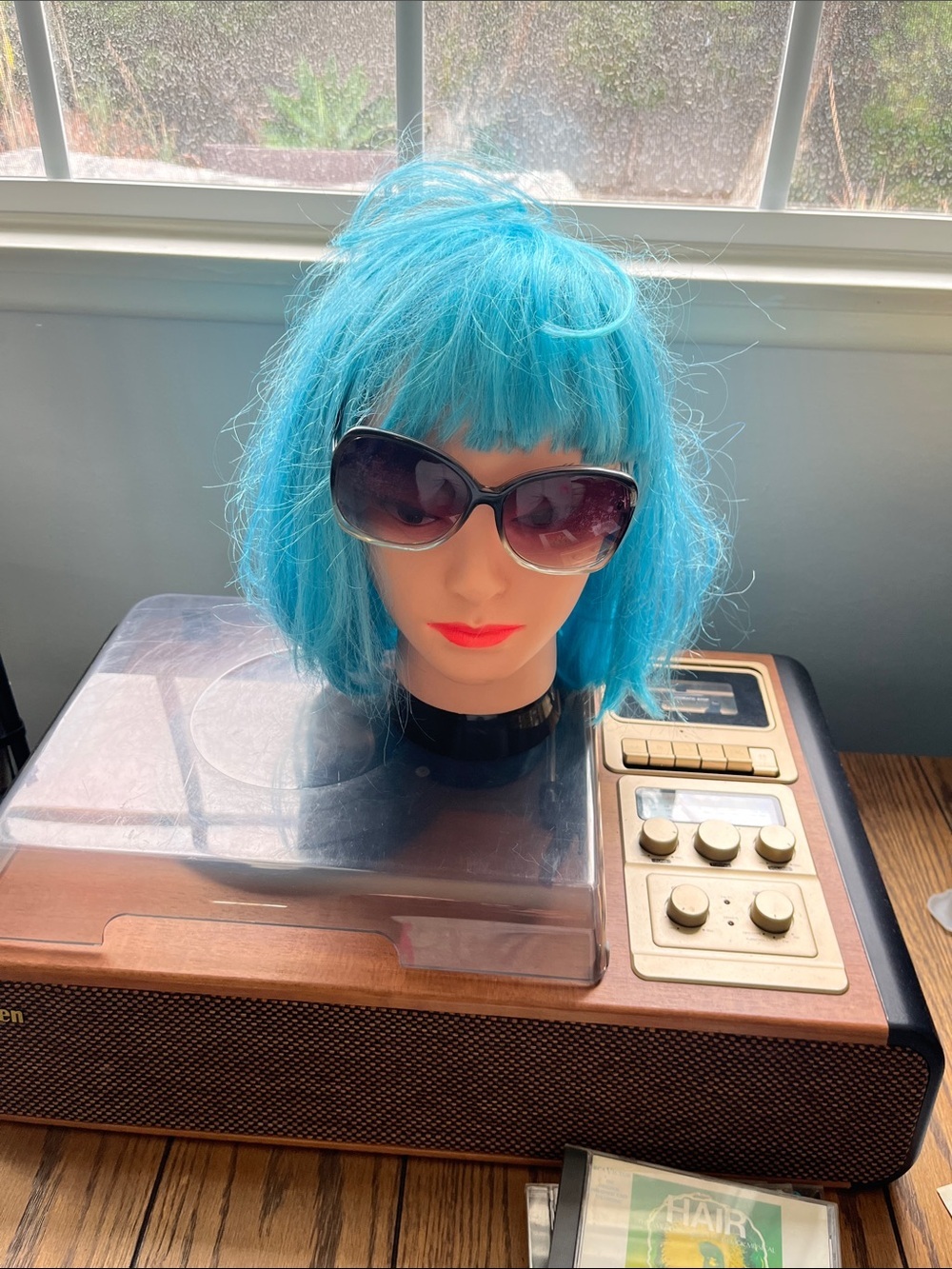 Retro Oversized Gradient Sunglasses on Mannequin